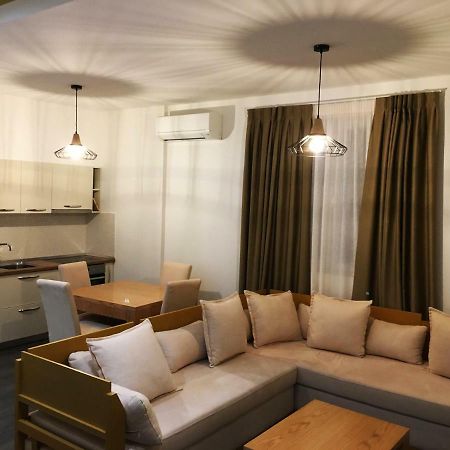 Sunrise Luxury Apartments Sarandë Exteriör bild