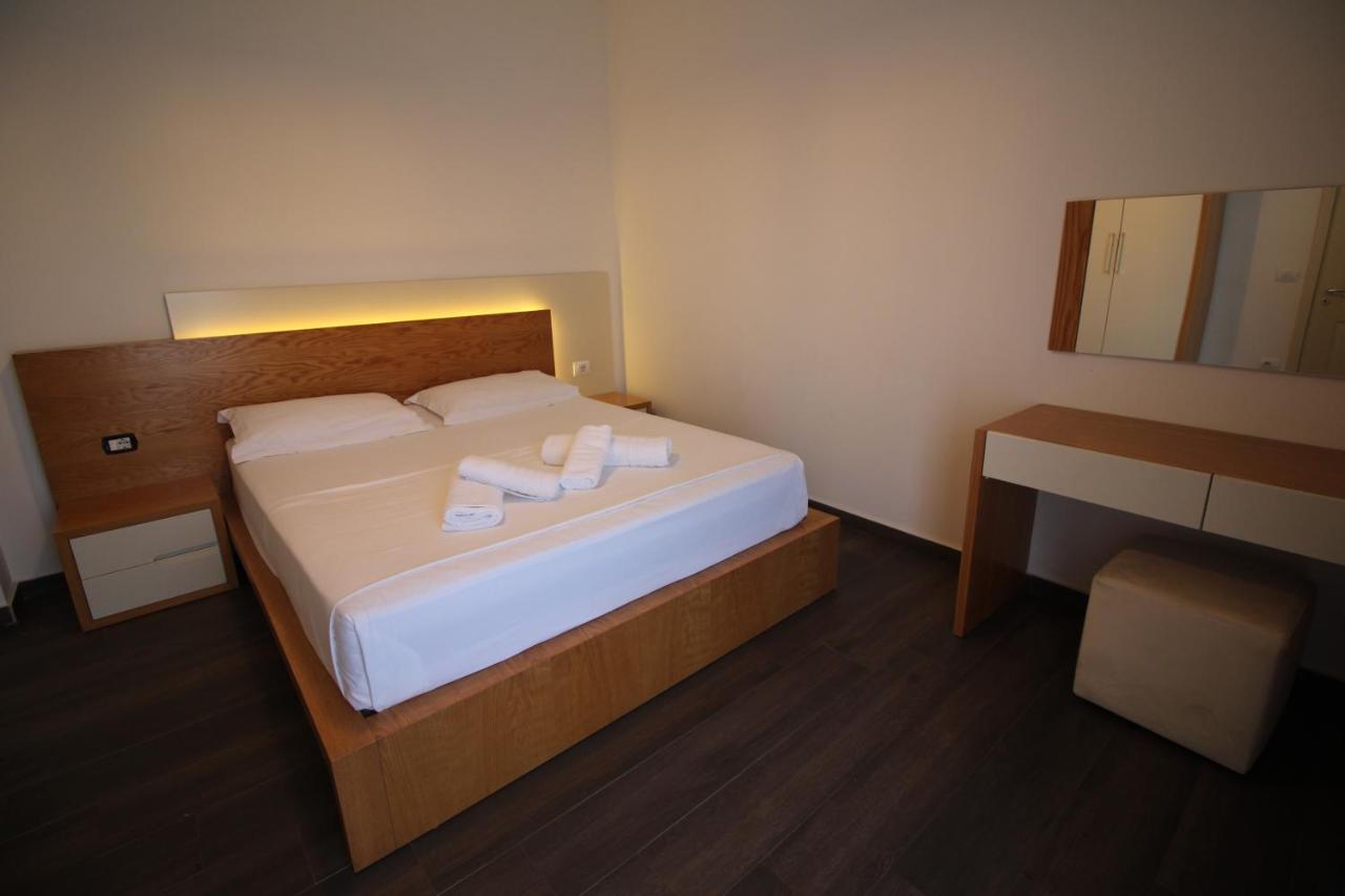 Sunrise Luxury Apartments Sarandë Exteriör bild