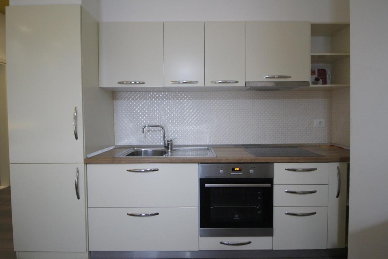 Sunrise Luxury Apartments Sarandë Exteriör bild
