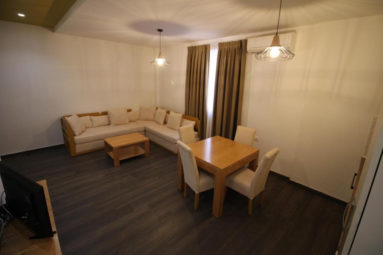 Sunrise Luxury Apartments Sarandë Exteriör bild