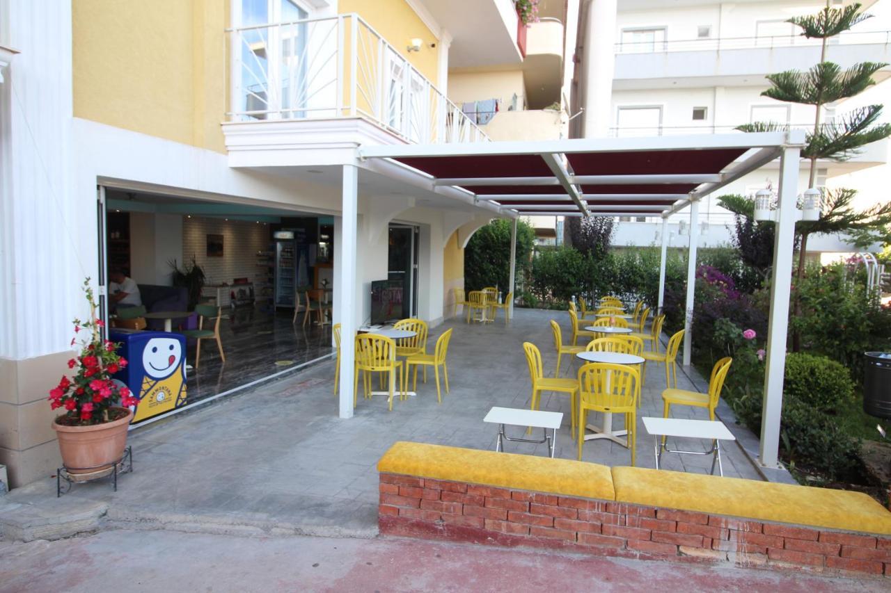 Sunrise Luxury Apartments Sarandë Exteriör bild