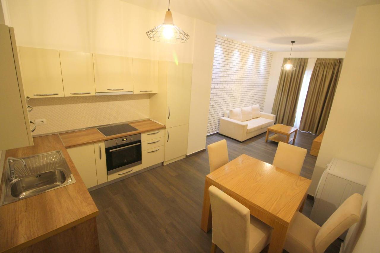 Sunrise Luxury Apartments Sarandë Exteriör bild