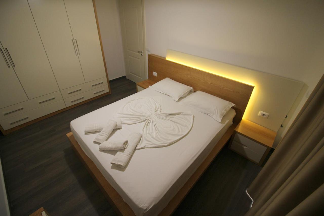 Sunrise Luxury Apartments Sarandë Exteriör bild