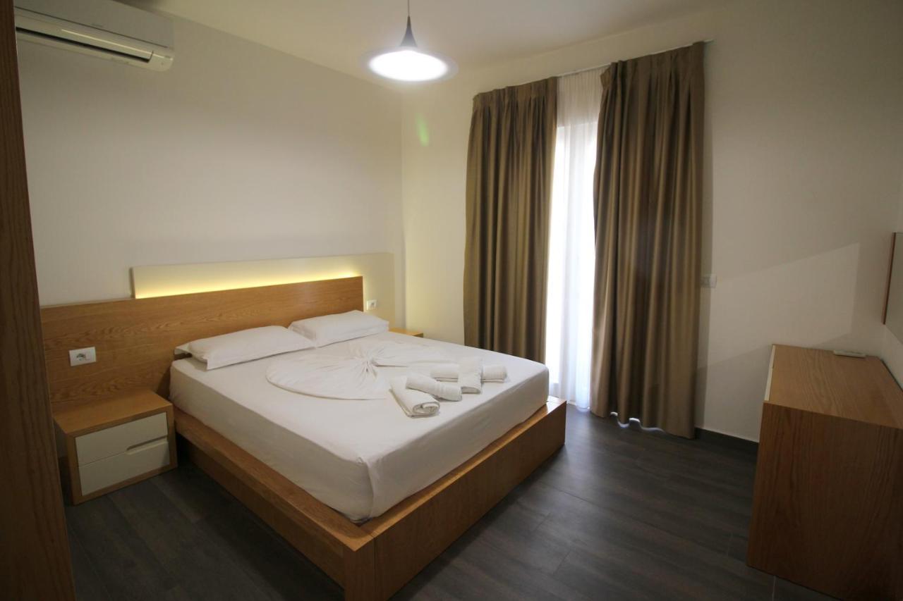 Sunrise Luxury Apartments Sarandë Exteriör bild