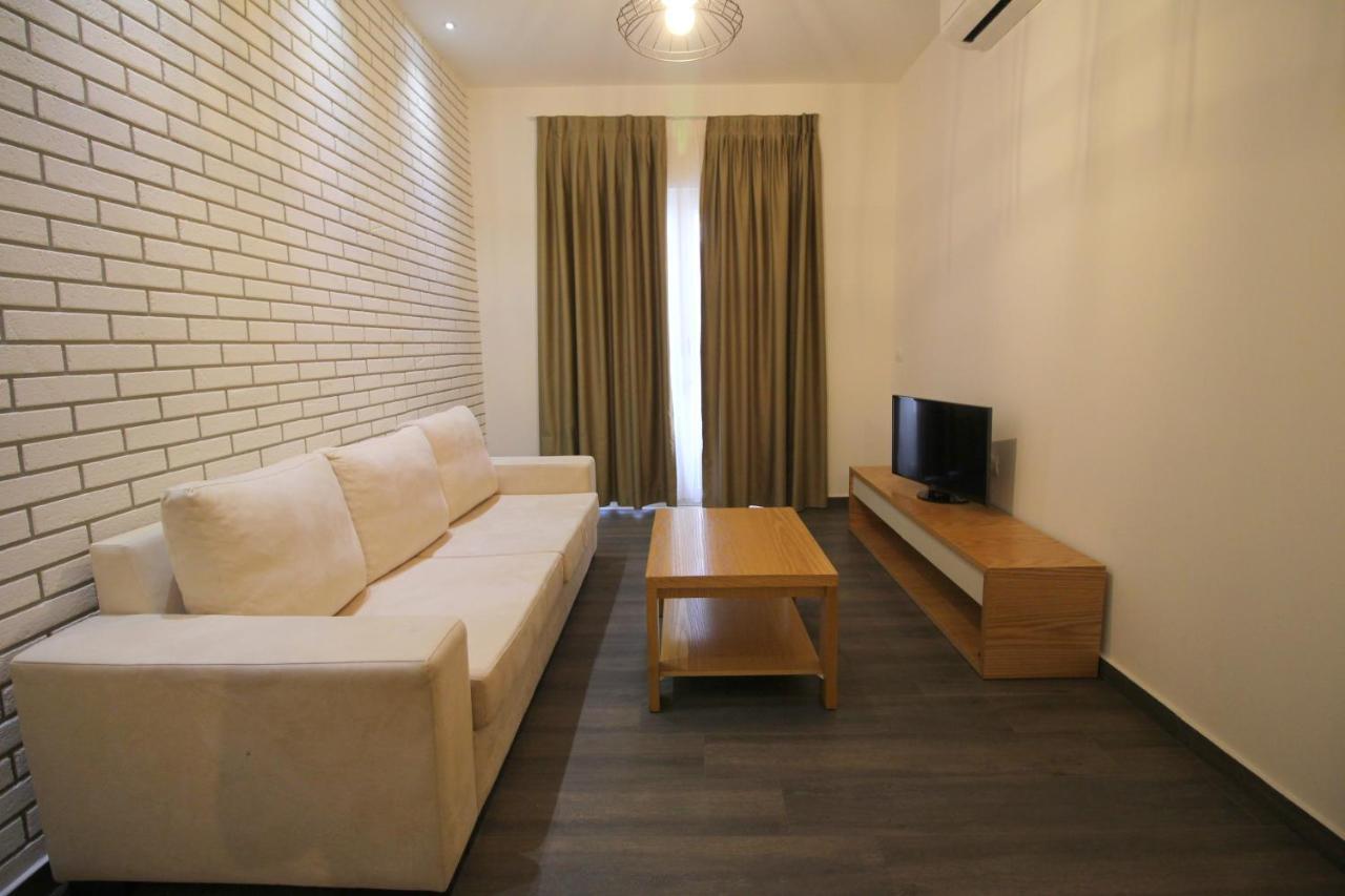 Sunrise Luxury Apartments Sarandë Exteriör bild
