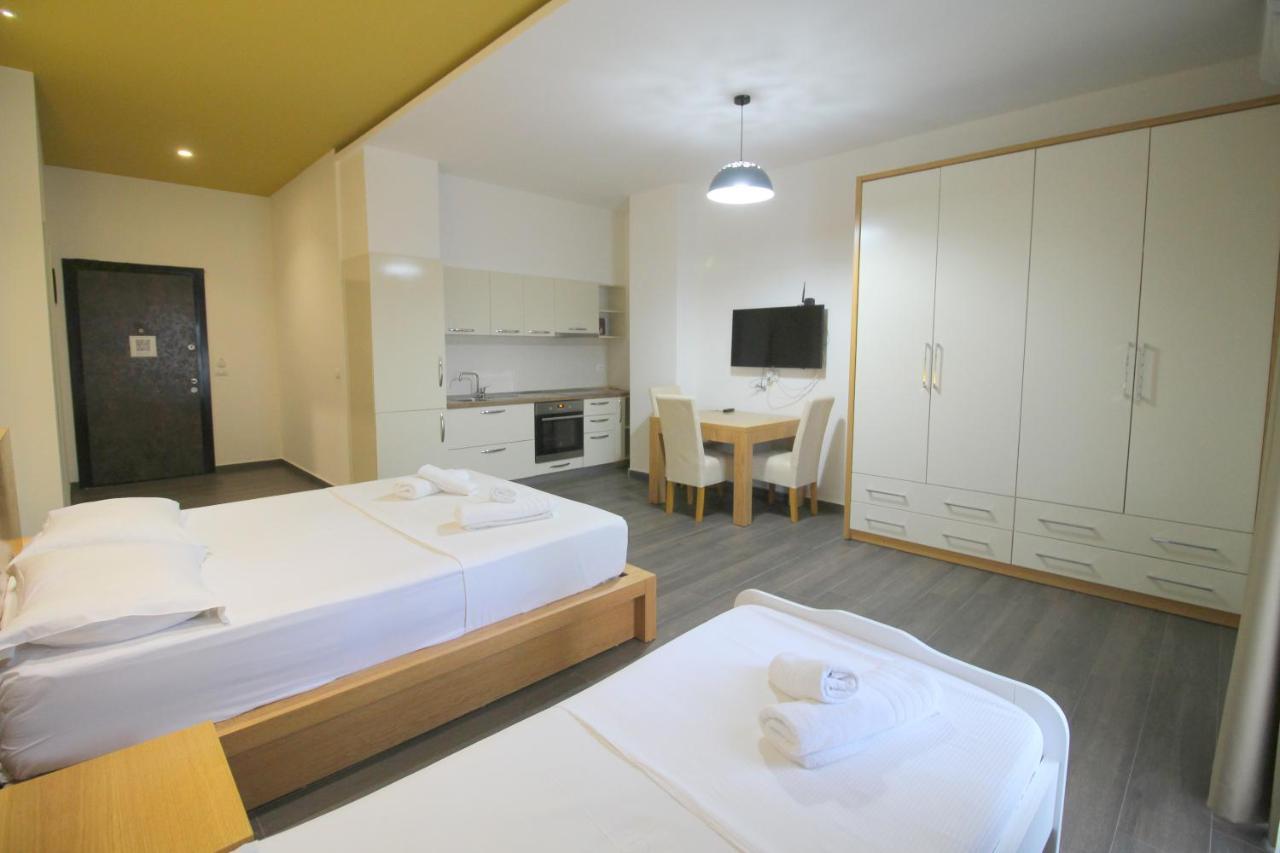 Sunrise Luxury Apartments Sarandë Exteriör bild