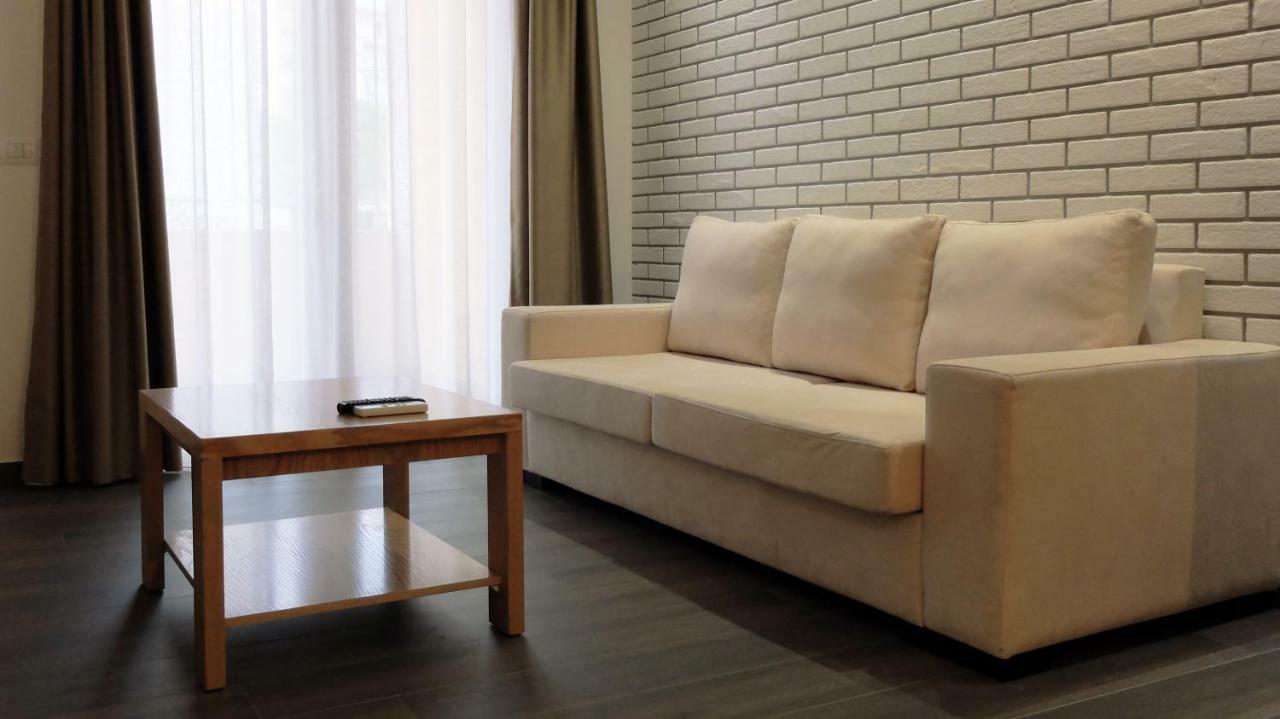Sunrise Luxury Apartments Sarandë Exteriör bild