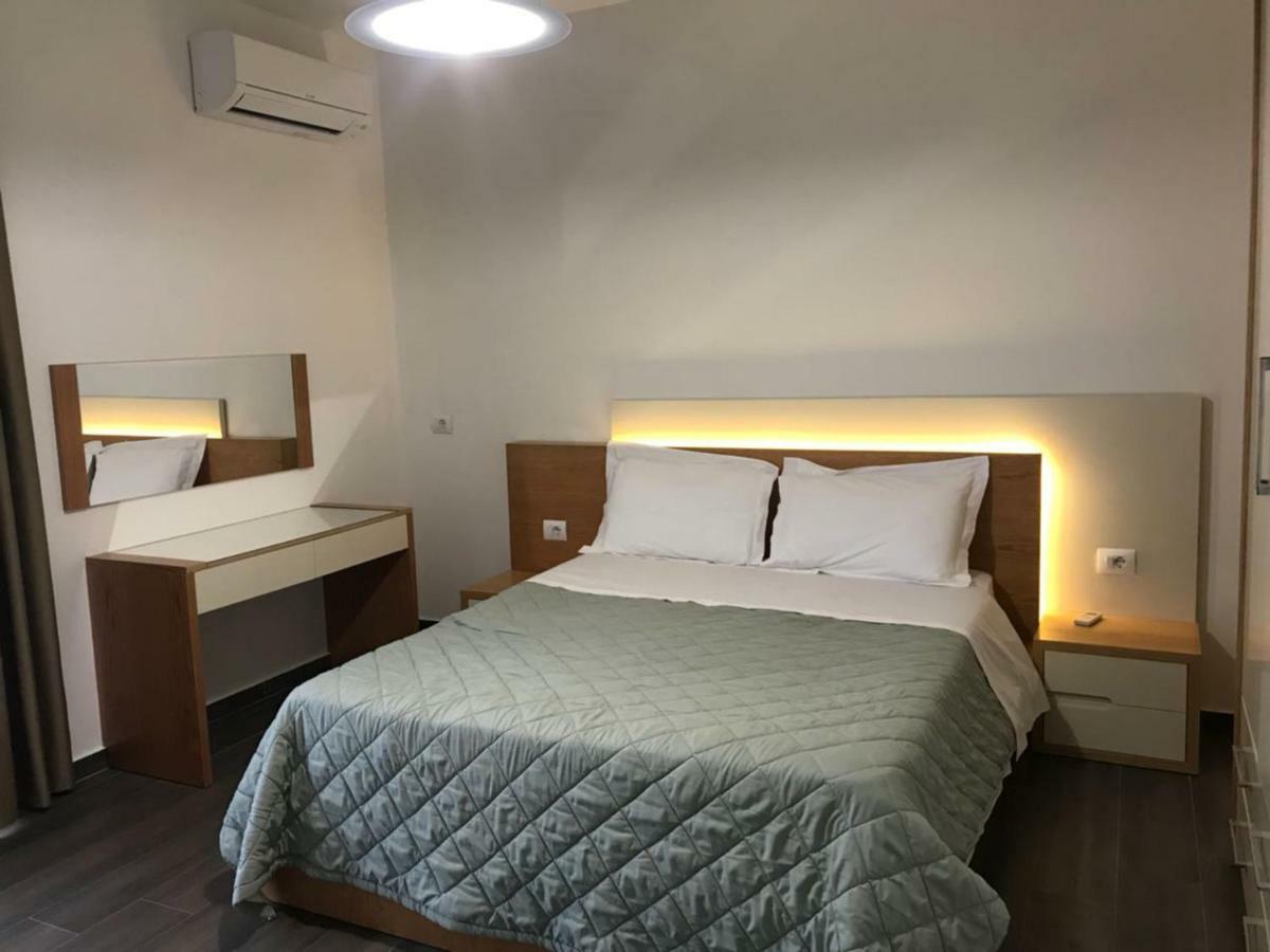 Sunrise Luxury Apartments Sarandë Exteriör bild