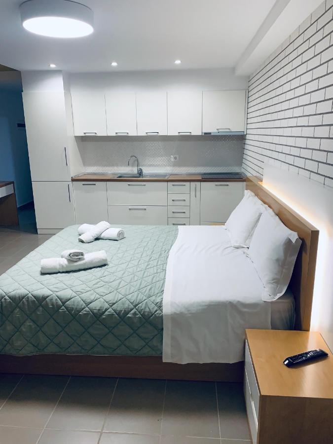 Sunrise Luxury Apartments Sarandë Exteriör bild