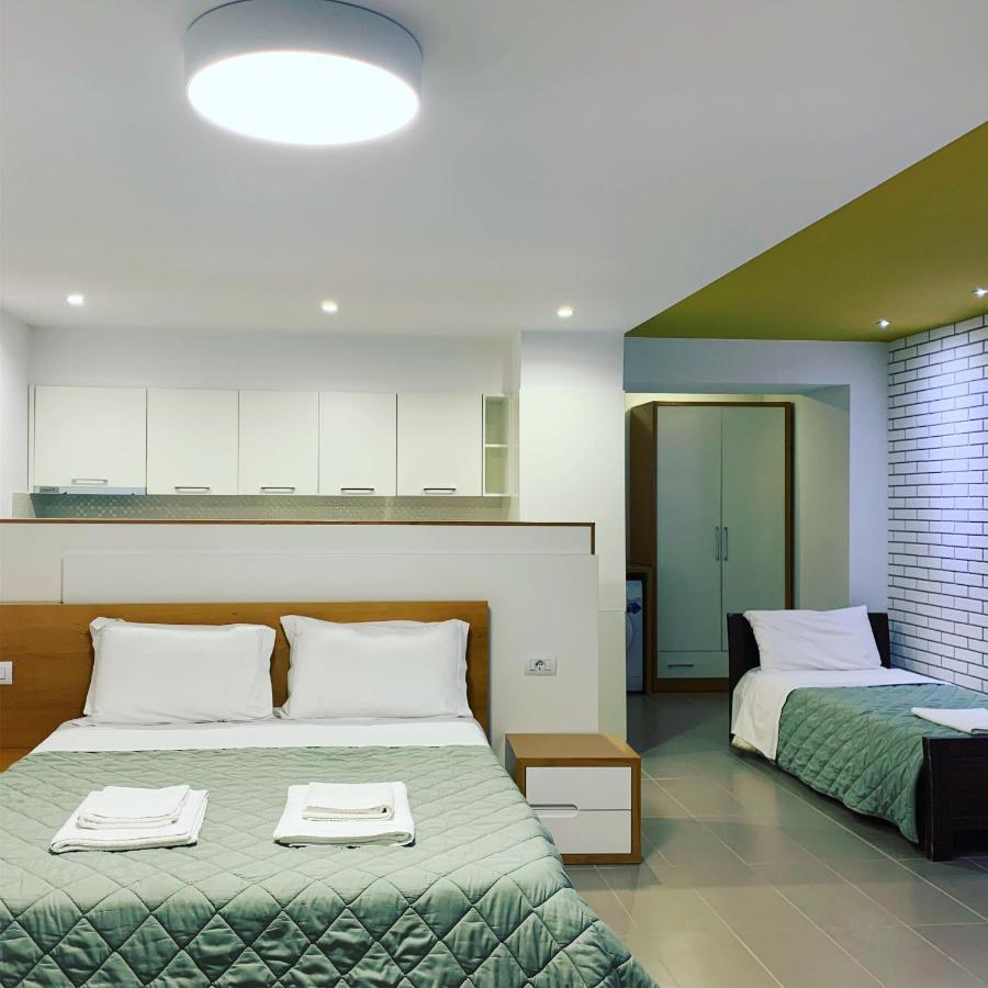 Sunrise Luxury Apartments Sarandë Exteriör bild